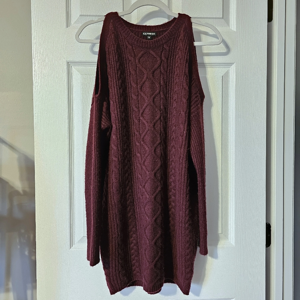HP๐ Express Cold Shoulder Burgundy Cable Knit Sweater Dress - Size XS TP - Picture 4 of 9